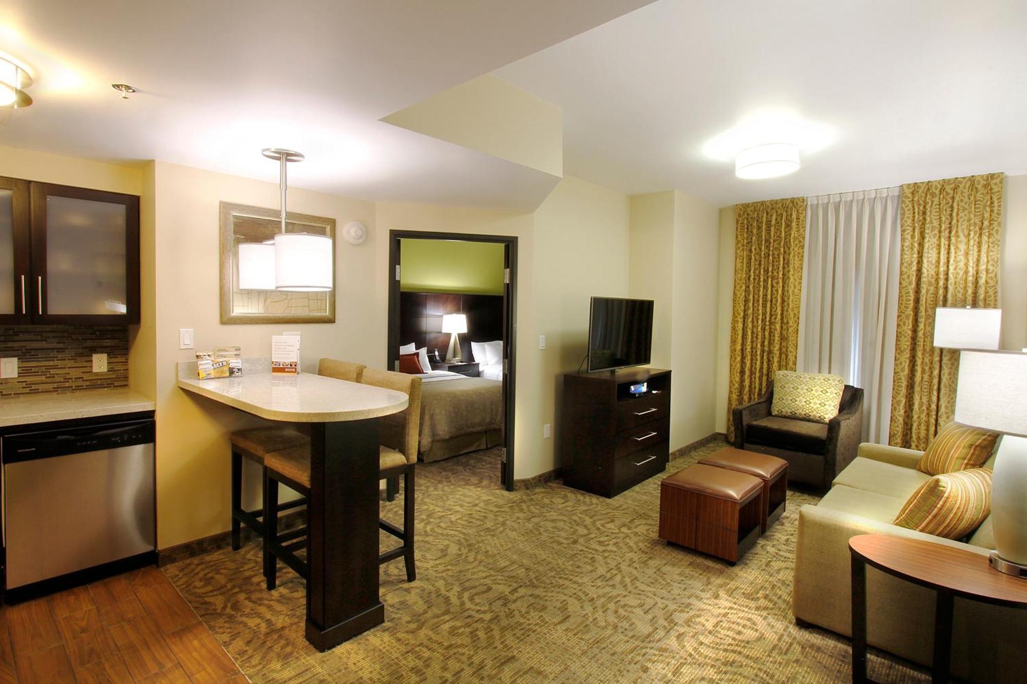 Staybridge Suites Chihuahua By Ihg Exterior foto